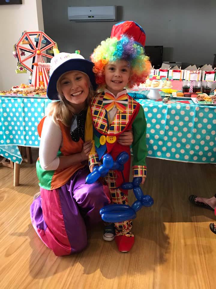 kids party clown hire melbourne