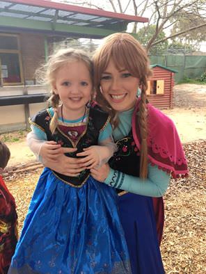 Princess Anna Frozen kids party