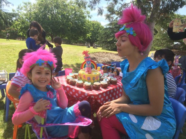 Poppy Troll children's party entertainer hire melb